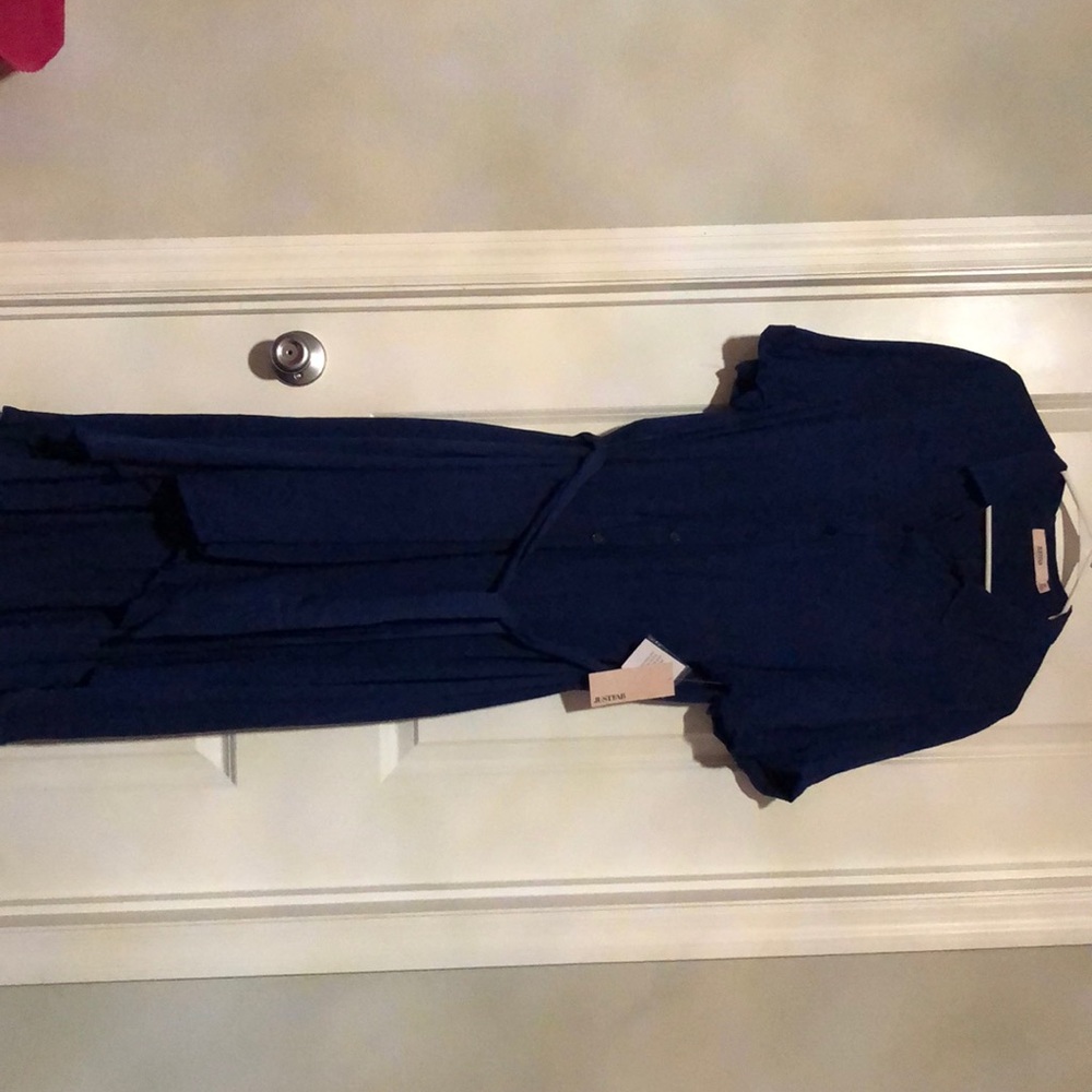 Dress - Picture 5 of 5